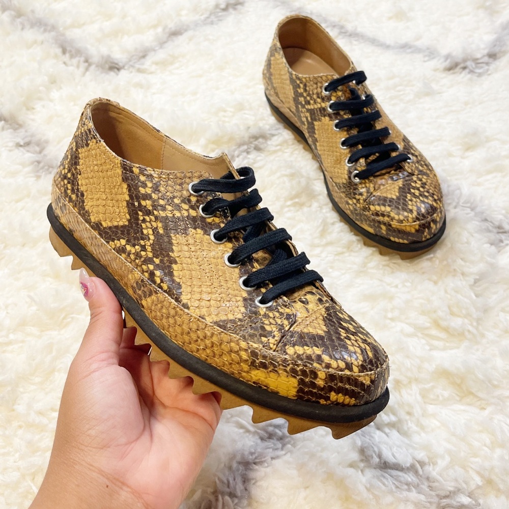 Dries Van Noten Sneakers Yellow Black Snake Laces Shoes size 37 or 7